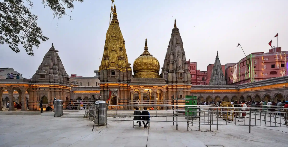 SHRI KASHI VISHWANATH JI JYOTIRLINGA DARSHAN WITH AYODHYA SHRI RAM JANAM BHOOMI- FROM LUCKNOW/VARANASI
