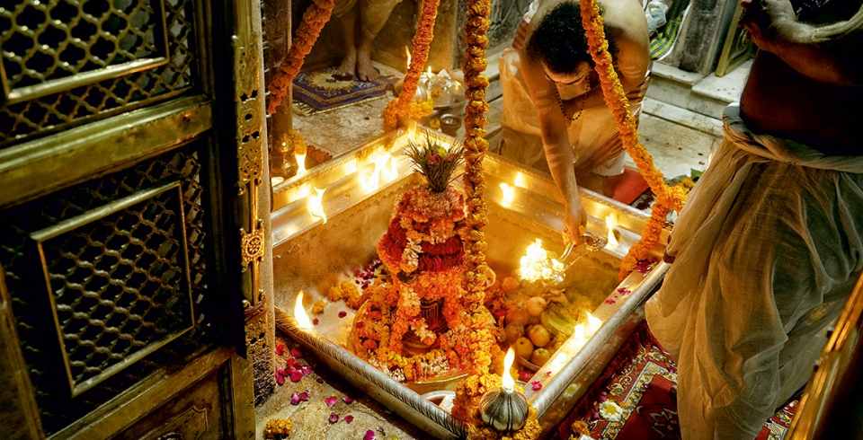SHRI KASHI VISHWANATH JI JYOTIRLINGA DARSHAN WITH AYODHYA SHRI RAM JANAM BHOOMI- FROM LUCKNOW/VARANASI