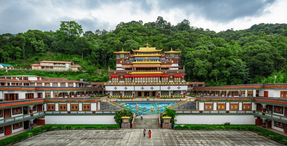 Himalayan Harmony – Gangtok Darjeeling Tour