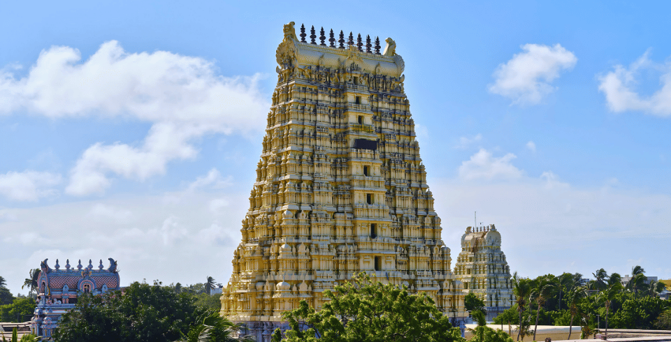 5N/6D Pondicherry to Kanyakumari Tour Package – Temples, Heritage & Coastal Experiences 5N/6D South India Holiday Package – Pondicherry, Thanjavur, Madurai, Rameswaram & Kanyaku