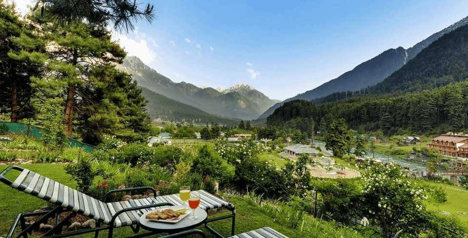 Kashmir Tour Package – Paradise on Earth