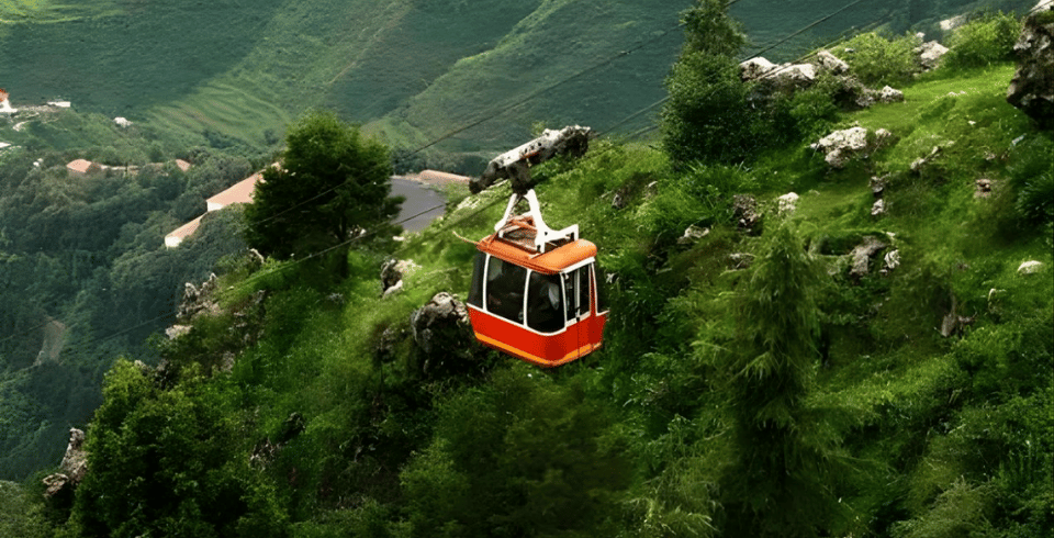 DIVINE GANGA & QUEEN OF HILLS TOUR 